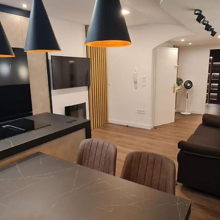 Apartamento Atico De Diseno En El Centro Oviedo Exterior foto