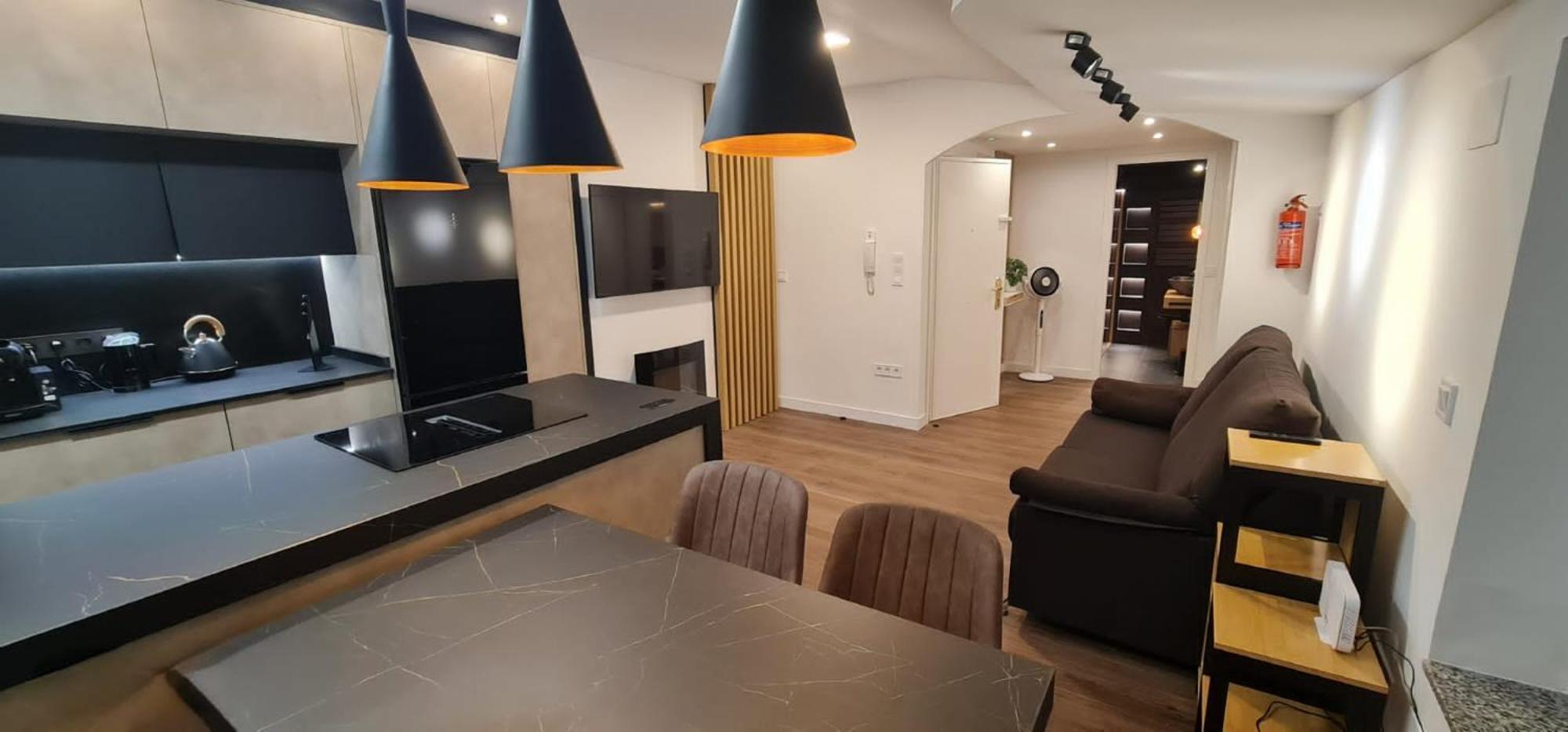 Apartamento Atico De Diseno En El Centro Oviedo Exterior foto